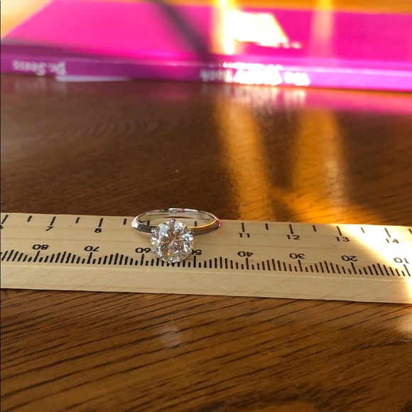 2.02 ct engagement diamond ring - Picture 4 of 6